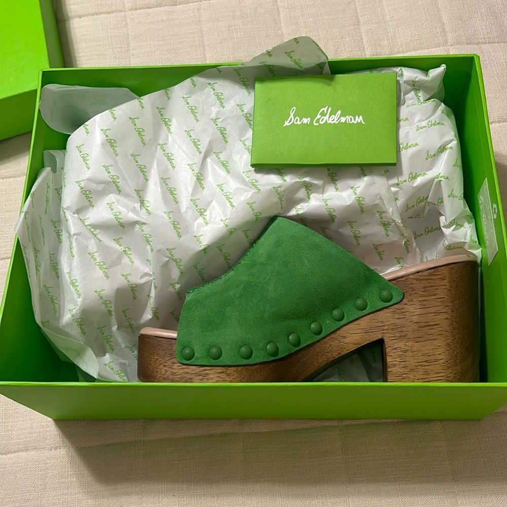 NWT Sam Edelman clogs - green leather size 5 1/2
